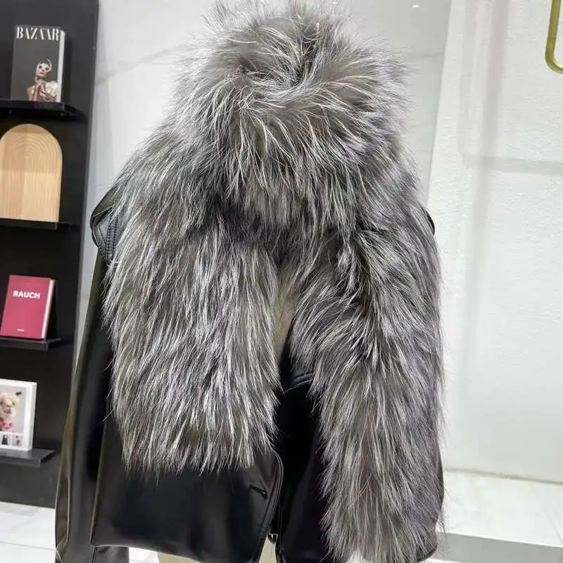 Luxury Fox Fur Scarf For Women Long Woven Collar Winter Warmth Neck Warmer Fashion Neckerchief Scarves Natural Fur Scarf Shawl
Luxury Fox Fur Scarf For Women Long Woven Collar Winter Warmth Neck Warmer Fashion Neckerchief Scarves Natural Fur Scarf Shawl