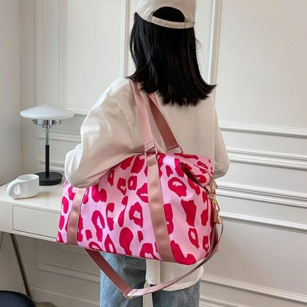 Oxford Leopard Print Duffle Bag Large Capacity Multi-functional Fitness Shoulder Bag Underarm Bag Tote Bag Luggage Handbag
Oxford Leopard Print Duffle Bag Large Capacity Multi-functional Fitness Shoulder Bag Underarm Bag Tote Bag Luggage Handbag