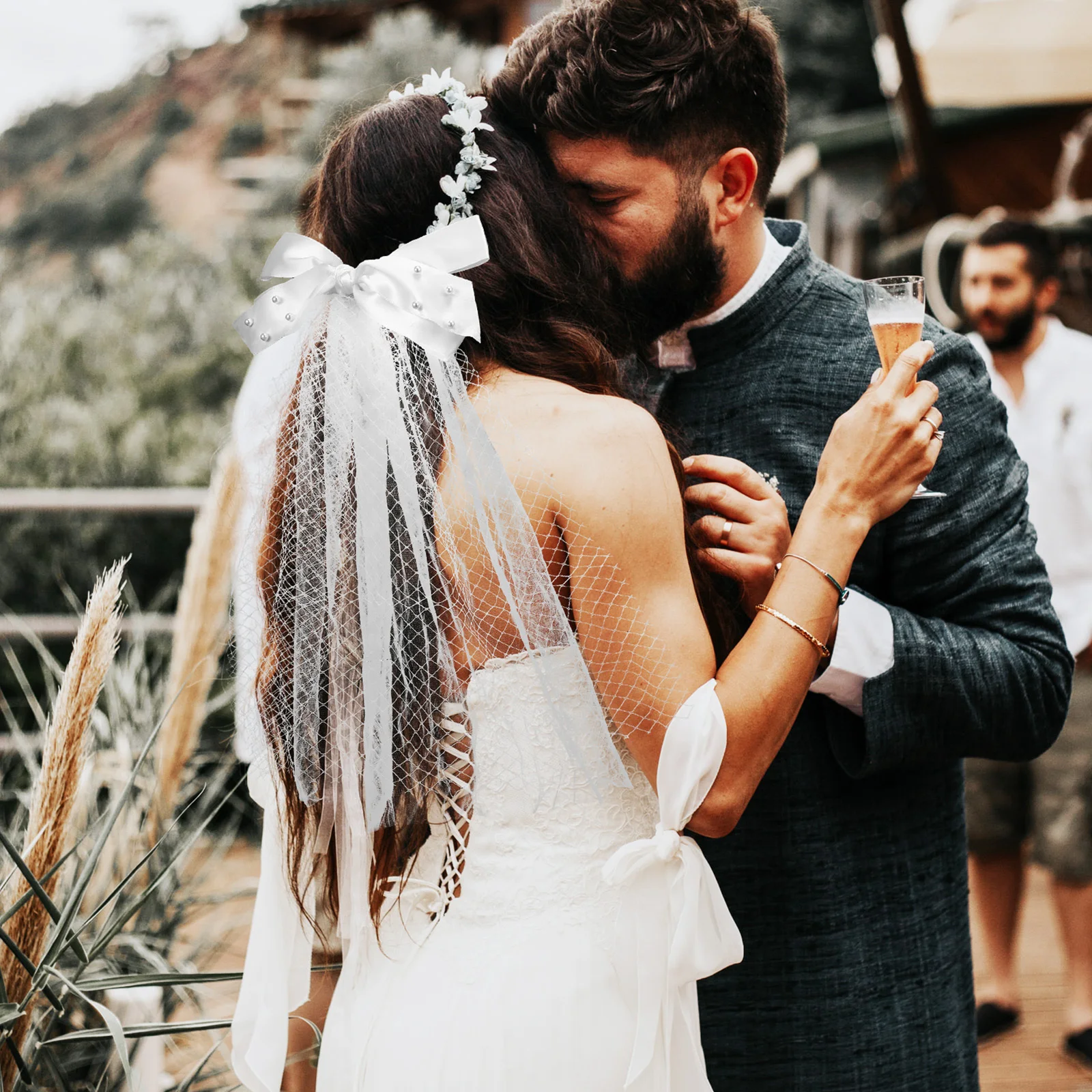 Bridal Veil Pearl Beads Bowknot Mesh Tulle Hair Accessory for Wedding Engagement Bridal Shower Bachelorette Party
Bridal Veil Pearl Beads Bowknot Mesh Tulle Hair Accessory for Wedding Engagement Bridal Shower Bachelorette Party