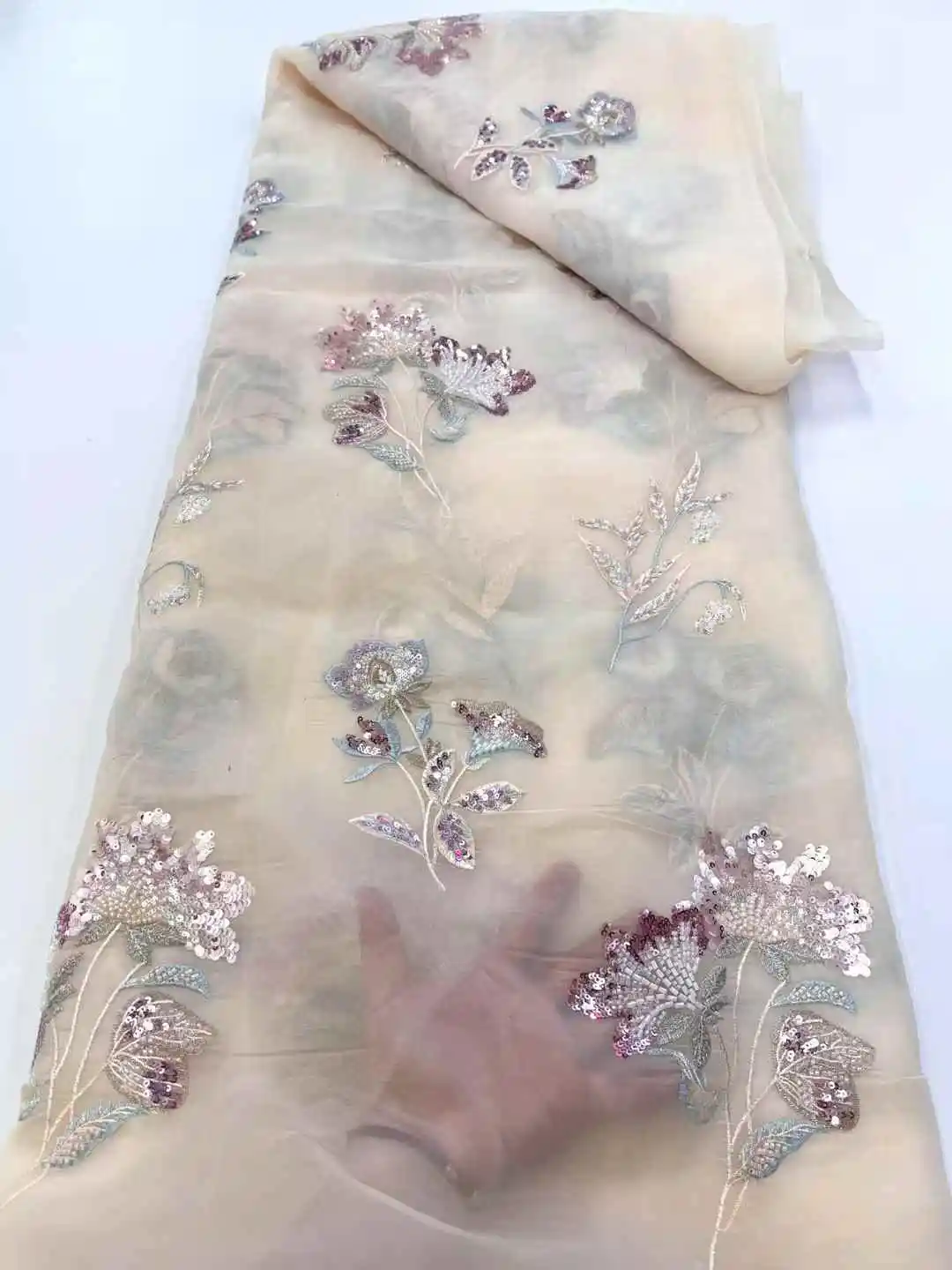 Luxury High-End Luxury Lace Fabric with Sequin, French Embroidery, Heavy Groom, African, Nigerian Fashion, Evening Dress
Luxury High-End Luxury Lace Fabric with Sequin, French Embroidery, Heavy Groom, African, Nigerian Fashion, Evening Dress