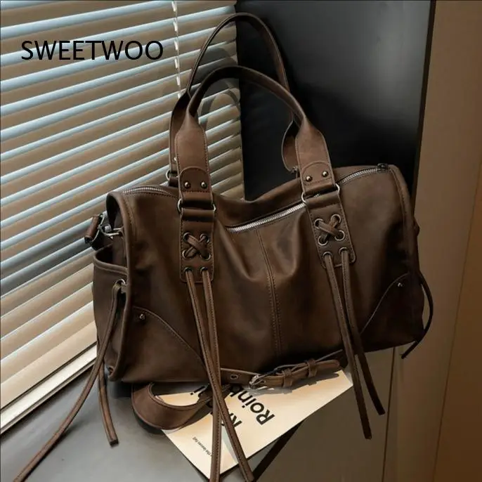 Women Vintage Y2K Rivet Tassel Shoulder Bag Retro Suede Casual Crossbody Handbag
Women Vintage Y2K Rivet Tassel Shoulder Bag Retro Suede Casual Crossbody Handbag