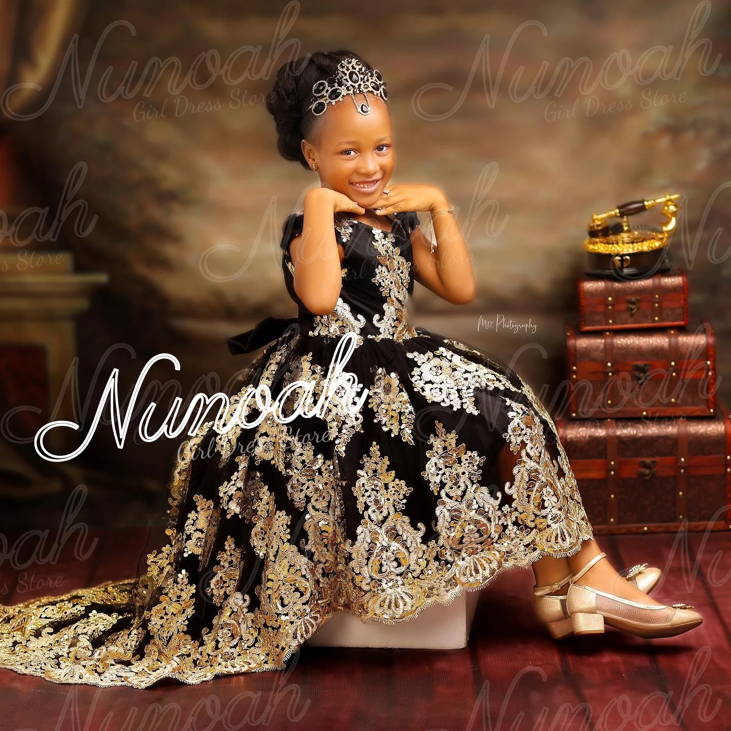 Flower Girl Dress For Wedding with Bow Lace Appliques Girl Birthday Party Ball Gowns High-Low Length First Communion Customized
Flower Girl Dress For Wedding with Bow Lace Appliques Girl Birthday Party Ball Gowns High-Low Length First Communion Customized
