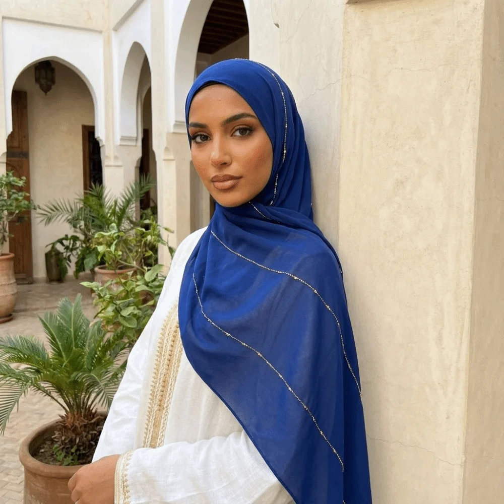 Fashion Soft Rhinestone Hijab Scarf Plain Design Stretch Fabric Jersey Hijab Solid Color Modal Cotton Long Muffler For Women
Fashion Soft Rhinestone Hijab Scarf Plain Design Stretch Fabric Jersey Hijab Solid Color Modal Cotton Long Muffler For Women