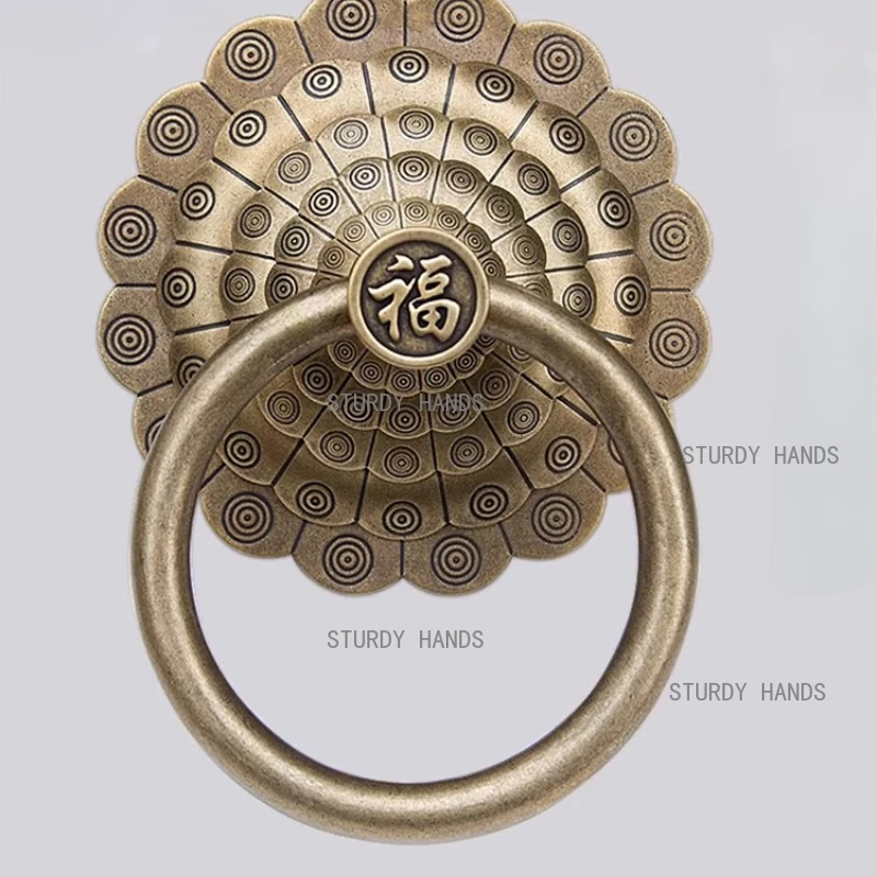 Chinese style Solid brass Chinese retro lion head door ring open door old-fashioned wooden door handle
Chinese style Solid brass Chinese retro lion head door ring open door old-fashioned wooden door handle