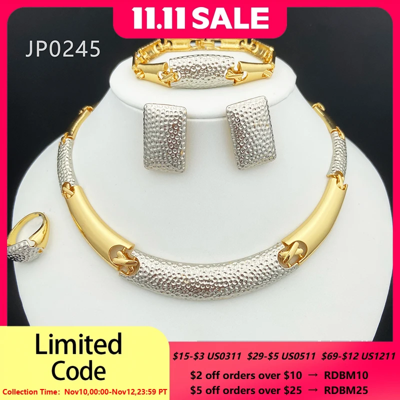 Комплект женских ювелирных изделий из колье, серёг, кольца и браслета
Комплект женских ювелирных изделий из колье, серёг, кольца и браслета