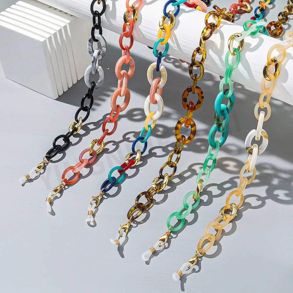 Fashion Colorful Mixed Acrylic Hanging Neck Glasses Rope Glasses Chain Fashion Geometric Anti-lost Sunglasses Chains Holder
Fashion Colorful Mixed Acrylic Hanging Neck Glasses Rope Glasses Chain Fashion Geometric Anti-lost Sunglasses Chains Holder