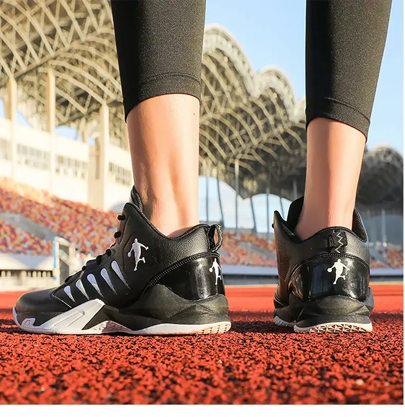 High-top basketball shoes for couples, High Top Basketball Shoes Anti-Slip Wear-Resistant Sports Training Shoes for Students
High-top basketball shoes for couples, High Top Basketball Shoes Anti-Slip Wear-Resistant Sports Training Shoes for Students