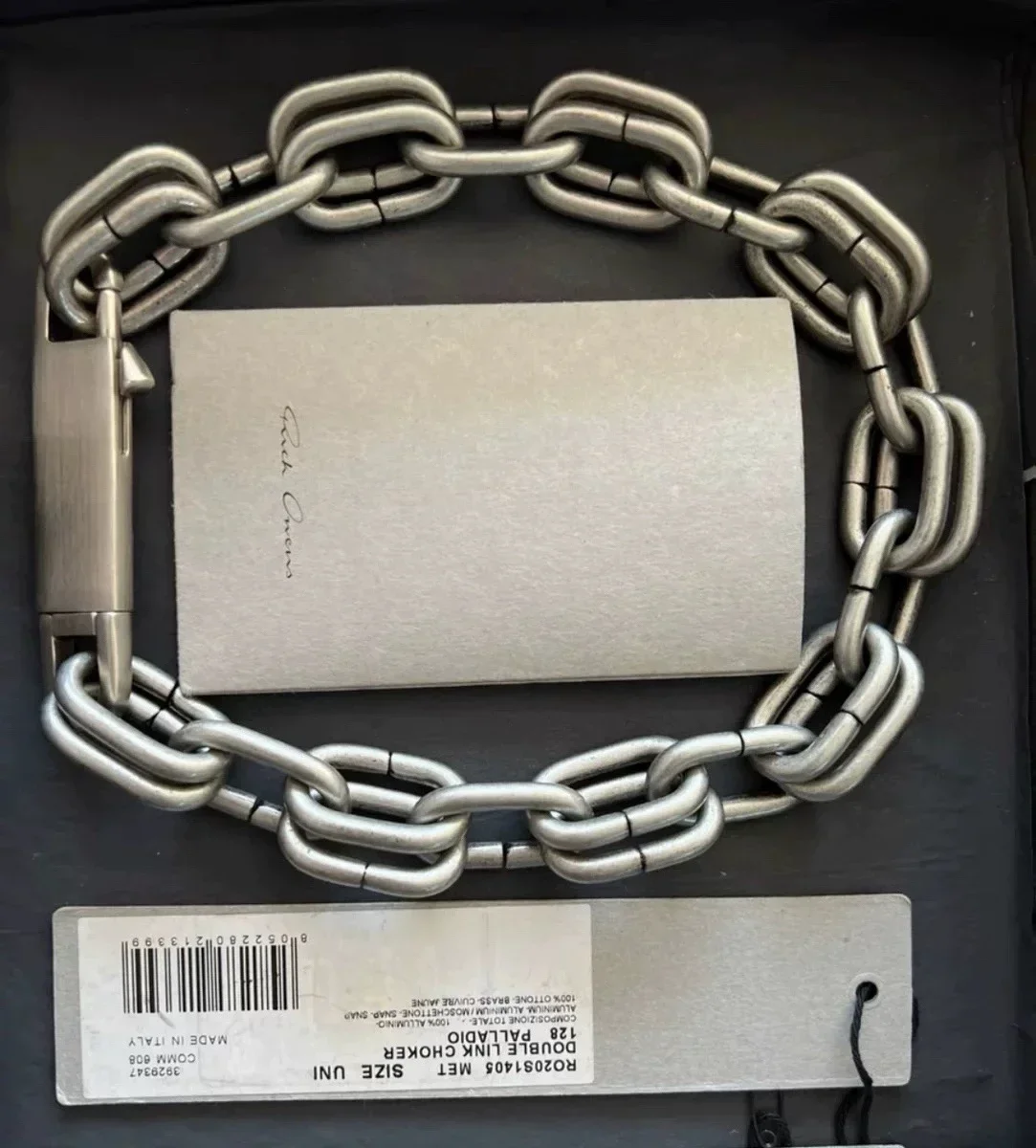 Dark niche pioneer thick ring necklace
Dark niche pioneer thick ring necklace