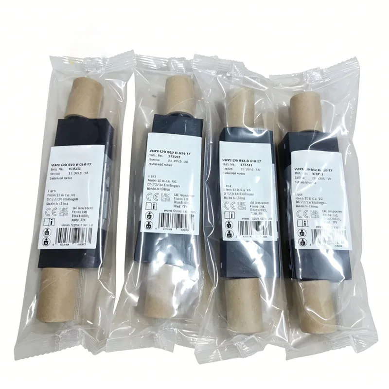 Brand new original Solenoid valve VUVS-L20-B52-D-G18-F7 575251
Brand new original Solenoid valve VUVS-L20-B52-D-G18-F7 575251