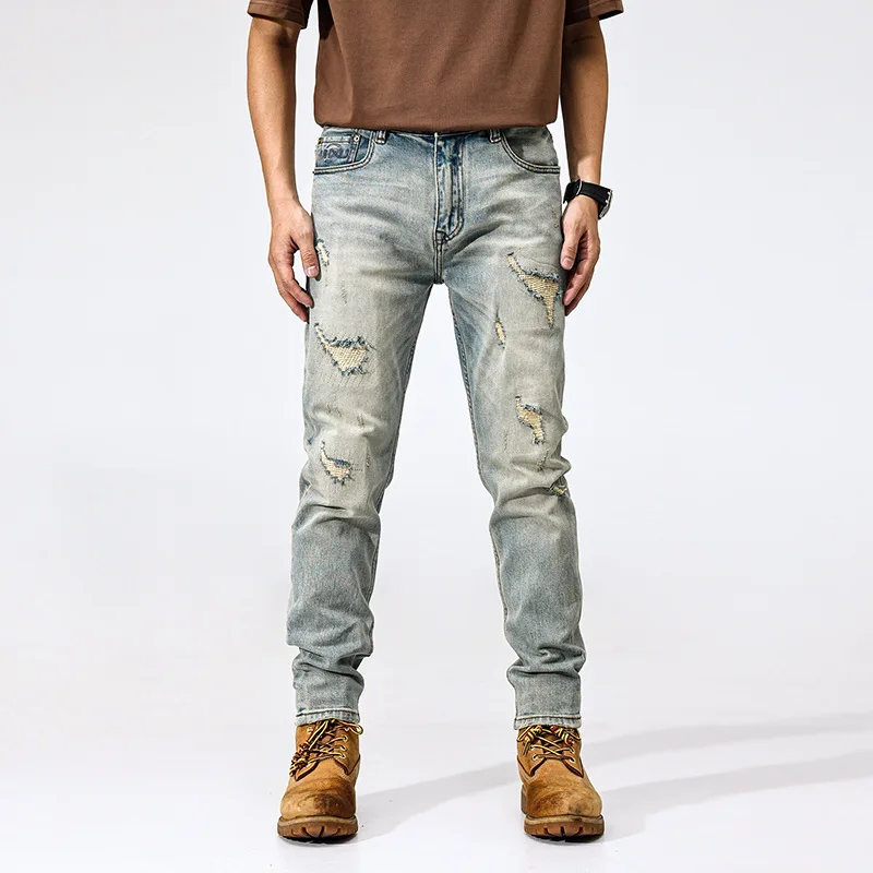 2025 Spring and Autumn Men's High Quality Simple and Slim Fit Ripped Denim Jeans Youth Japanese Comfortable Small Leg Pants
2025 Spring and Autumn Men's High Quality Simple and Slim Fit Ripped Denim Jeans Youth Japanese Comfortable Small Leg Pants