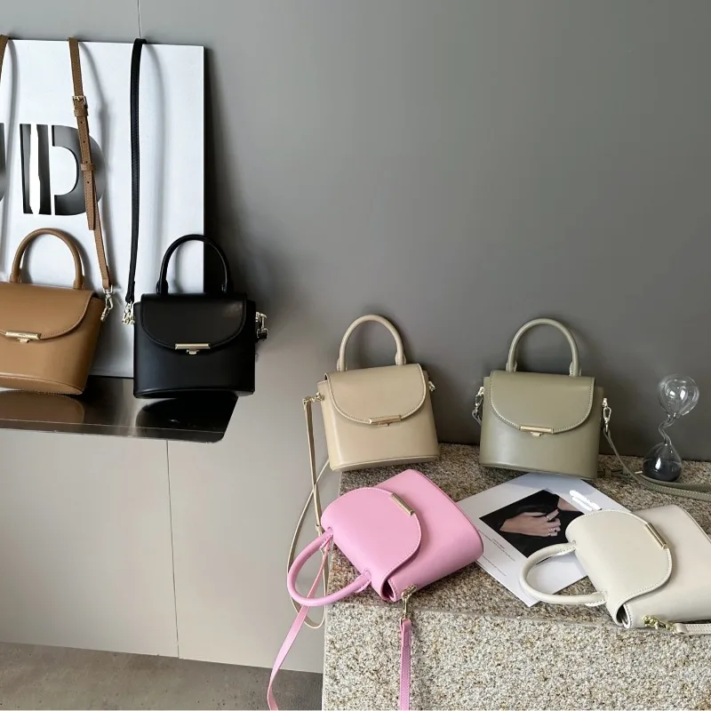 Korean Chic Minority Designer Luxury Crossbody Bag High Quality Leather Handbags Purse Women's Trendy All-match Commuter Bolsos
Korean Chic Minority Designer Luxury Crossbody Bag High Quality Leather Handbags Purse Women's Trendy All-match Commuter Bolsos