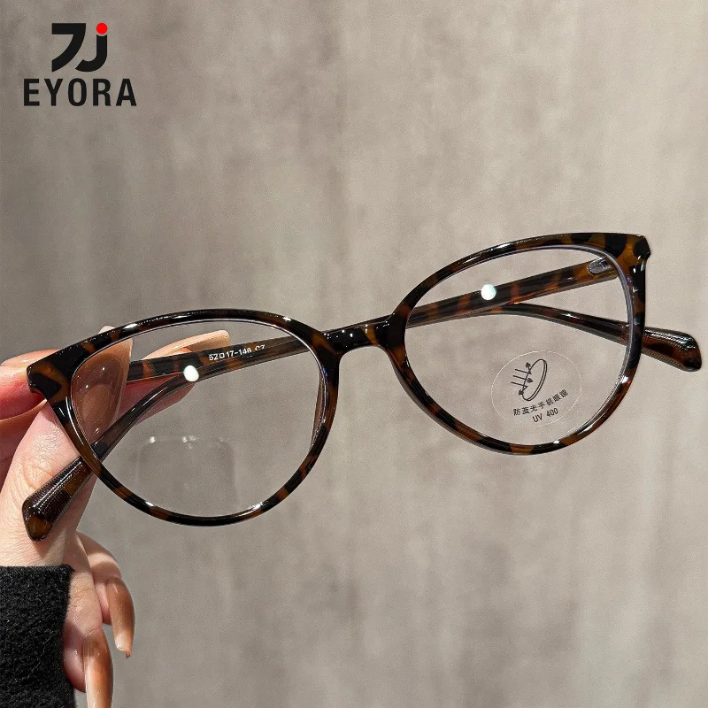 EYORA Currents Cat Eye TR90 Reading Glasses for Women Anti Blue Light Photochromic Glasses Optical Lenses with Prescription
EYORA Currents Cat Eye TR90 Reading Glasses for Women Anti Blue Light Photochromic Glasses Optical Lenses with Prescription