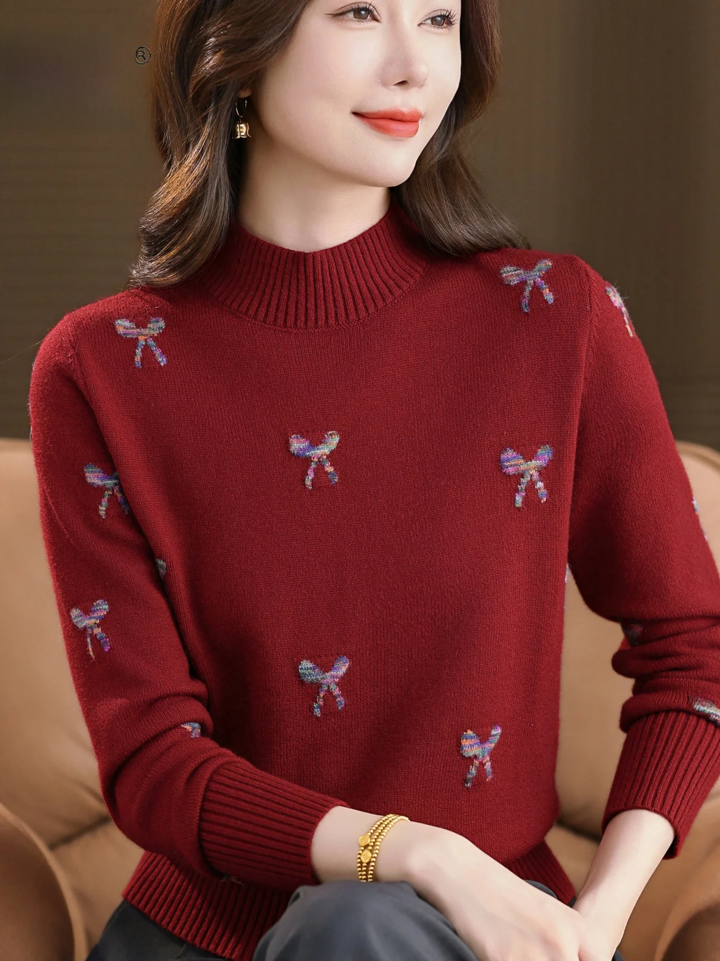 Autumn Winter 2025 Women's Knitted Base irt f High Collar Wool Sweater Slimming Faionable mid Aged And ly Top
Autumn Winter 2025 Women's Knitted Base irt f High Collar Wool Sweater Slimming Faionable mid Aged And ly Top