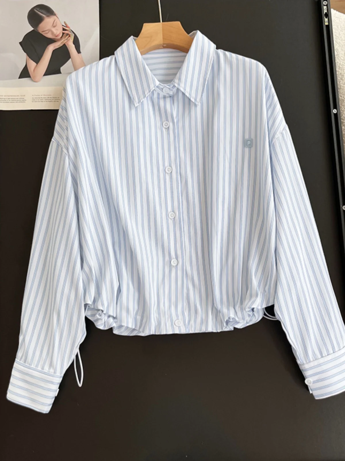 Deluxe American Retro Striped Shirt Short Style Drawstring Hem M Series Autumn New Arrival Women's Loose Fit Long Sleeve Shirt
Deluxe American Retro Striped Shirt Short Style Drawstring Hem M Series Autumn New Arrival Women's Loose Fit Long Sleeve Shirt