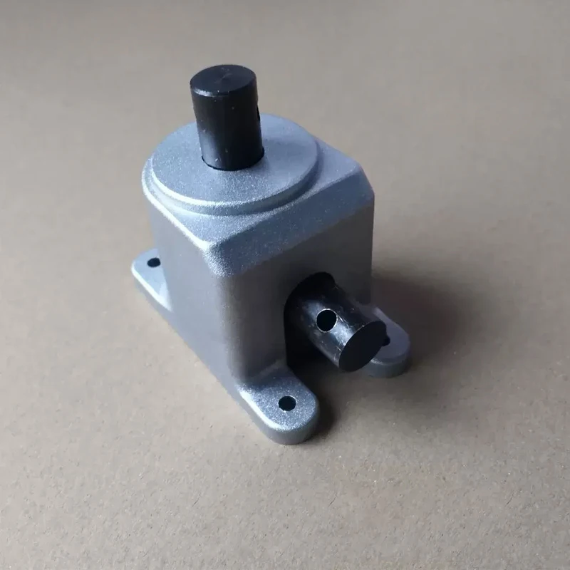 Right Angle Reversing Gearbox Small Steering Gear 15 mm Shaft 90 Degree Bevel Gear Ratio 1:1 Bevel Gear
Right Angle Reversing Gearbox Small Steering Gear 15 mm Shaft 90 Degree Bevel Gear Ratio 1:1 Bevel Gear