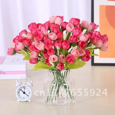 1Pcs Bride Bouquet Small Bud Roses For Christmas Home Wedding New Year Decoration Fake Plants Artificial Flowers
1Pcs Bride Bouquet Small Bud Roses For Christmas Home Wedding New Year Decoration Fake Plants Artificial Flowers