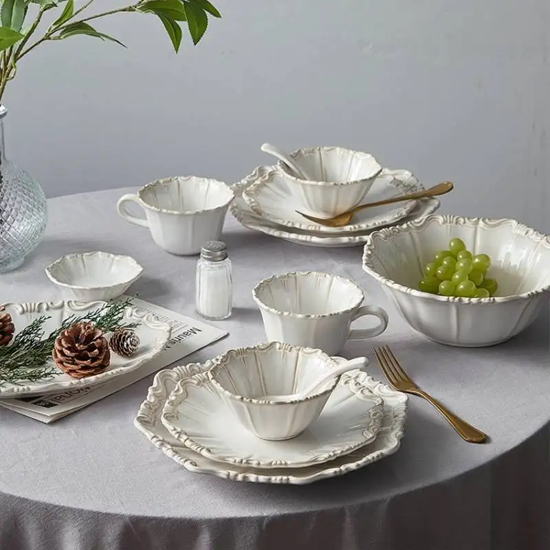 One Person Luxury Dinnerware Sets Authentic White Designer Kitchen Dinnerware Sets Ceramic Plates Jogo De Pratos Tableware Set
One Person Luxury Dinnerware Sets Authentic White Designer Kitchen Dinnerware Sets Ceramic Plates Jogo De Pratos Tableware Set