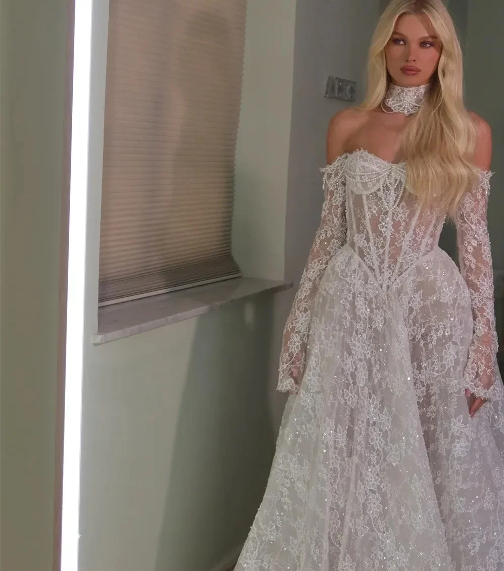 2026 Vintage Wedding Dress High Neck Lace Appliques Off the Shoulder Pearls Lace Up A-Line Bride Gown Bridal Dress Vestidos
2026 Vintage Wedding Dress High Neck Lace Appliques Off the Shoulder Pearls Lace Up A-Line Bride Gown Bridal Dress Vestidos