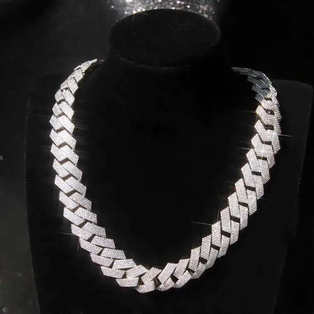 Heavy Mossanite Cuban Chain 20mm S925 Sterling Silver Mens Hip Hop Necklace Vvs Lab Moissanite Cuban Link Chain Bracelet 
Heavy Mossanite Cuban Chain 20mm S925 Sterling Silver Mens Hip Hop Necklace Vvs Lab Moissanite Cuban Link Chain Bracelet