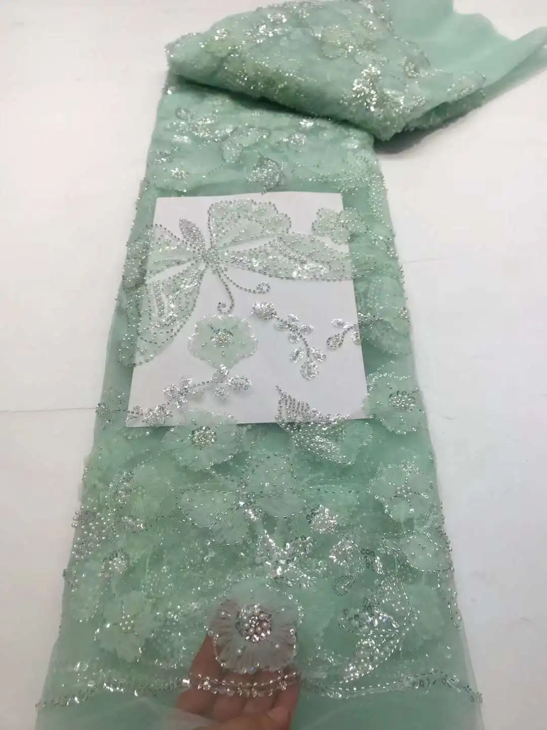 High Quality African Handmade Sequins Lace 2024 New Nigreian Mesh sequins French Tulle Lace Embroidery Fabric For Wedding Dress
High Quality African Handmade Sequins Lace 2024 New Nigreian Mesh sequins French Tulle Lace Embroidery Fabric For Wedding Dress