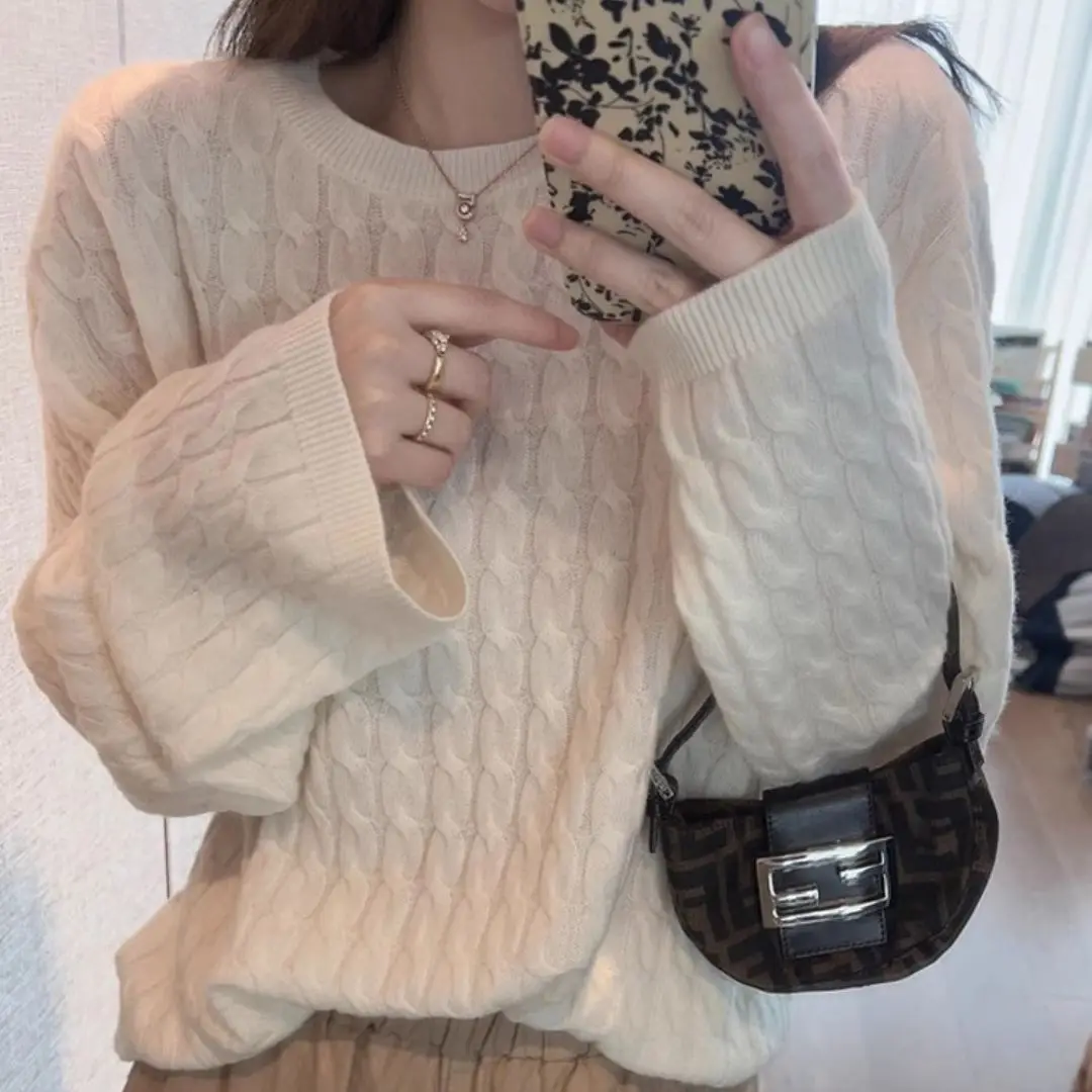 FRSEUCAG 100% wool sweater women's new knitted casual women's O-neck sweater spring loose long sleeved pullover sweater
FRSEUCAG 100% wool sweater women's new knitted casual women's O-neck sweater spring loose long sleeved pullover sweater