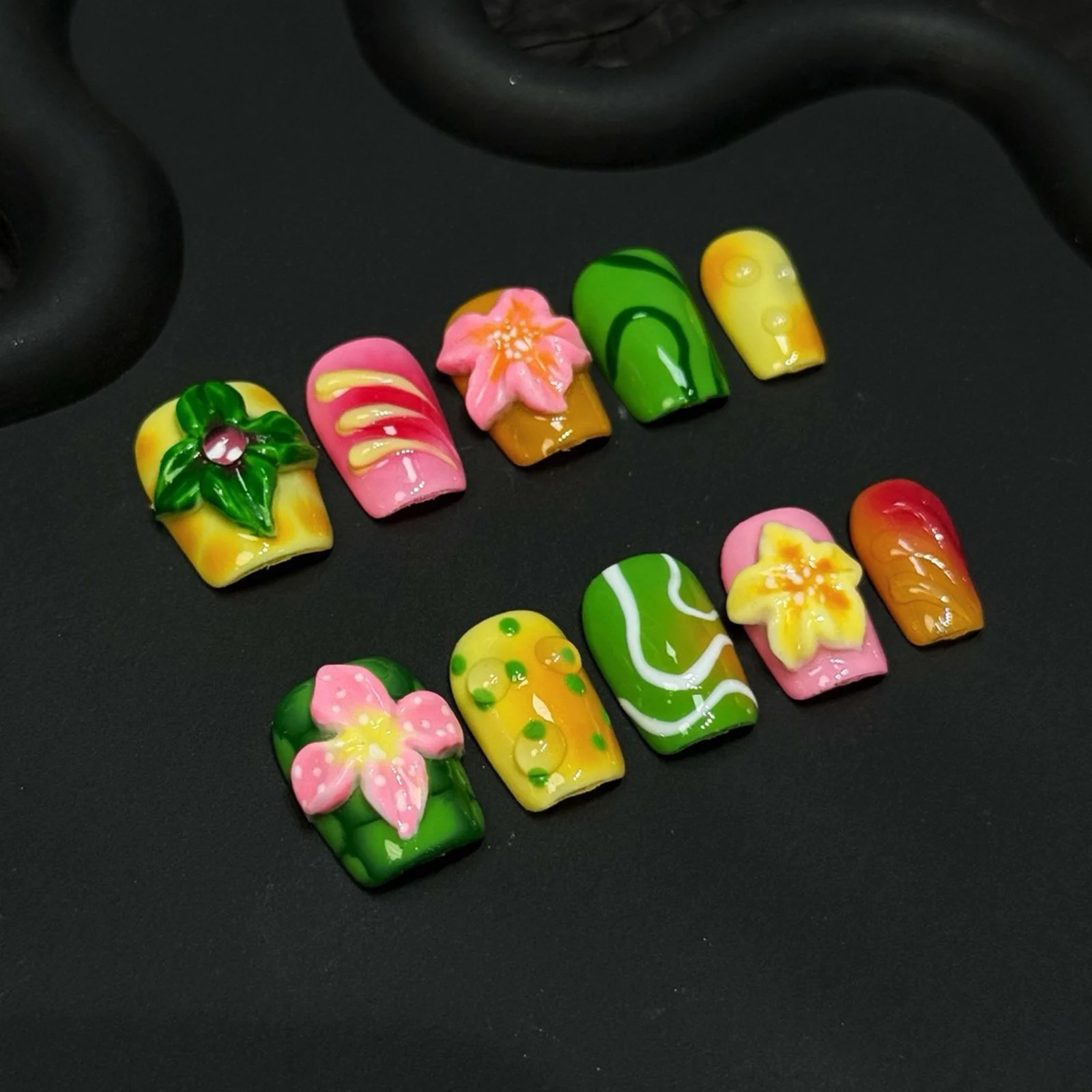 10Pcs Golden Press-On Nails With Bowknot And Rhinestone Design For Women
10Pcs Golden Press-On Nails With Bowknot And Rhinestone Design For Women