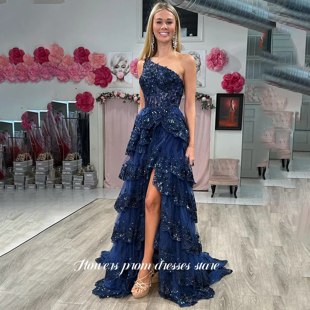 Flowers Prom Tiered Layer Dresses One Shoulder Evening Dress Applique Party Dress Glitter vestidos de fiesta Customized
Flowers Prom Tiered Layer Dresses One Shoulder Evening Dress Applique Party Dress Glitter vestidos de fiesta Customized