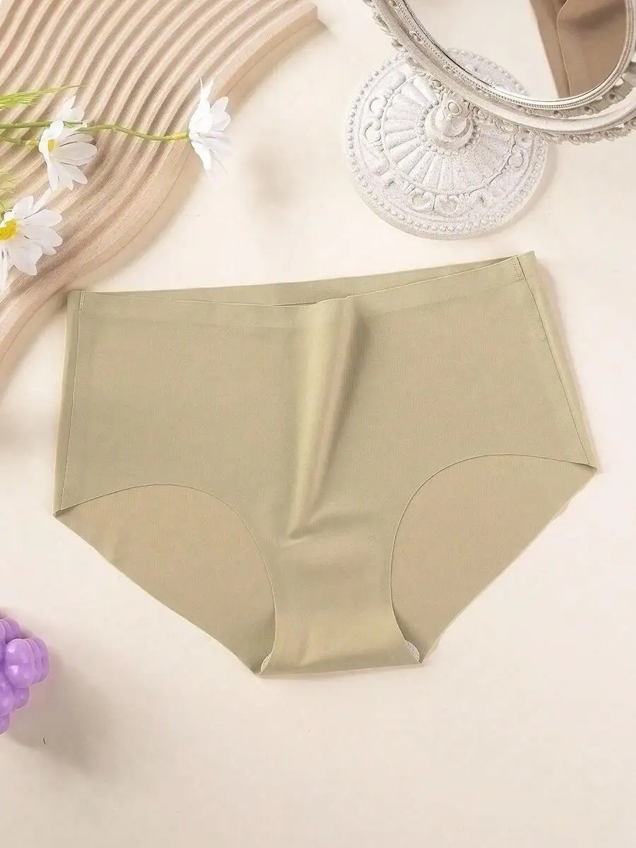 6pcs Seamless Solid Color Triangle Briefs For Women Simple Style
6pcs Seamless Solid Color Triangle Briefs For Women Simple Style
