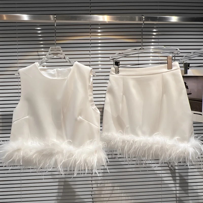 Spring New Small Fragrant Style Hairy Hairy Vest+Hairy Hip Wrapped Skirt Set Women Solid Color Elegant Two Piece Set
Spring New Small Fragrant Style Hairy Hairy Vest+Hairy Hip Wrapped Skirt Set Women Solid Color Elegant Two Piece Set