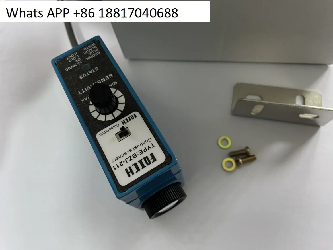 Color mark sensor photoelectric eye BZJ-211 photoelectric switch packaging correction and positioning heel bag making
Color mark sensor photoelectric eye BZJ-211 photoelectric switch packaging correction and positioning heel bag making