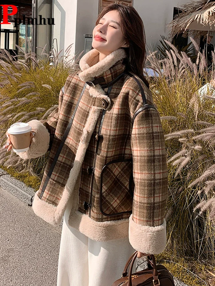 Корейские модные плюшевые толстые куртки, пальто, женские повседневные клетчатые теплые мешковатые куртки, водолазка с роговой пуговицей, свободные короткие Jaquetas
Корейские модные плюшевые толстые куртки, пальто, женские повседневные клетчатые теплые мешковатые куртки, водолазка с роговой пуговицей, свободные короткие Jaquetas