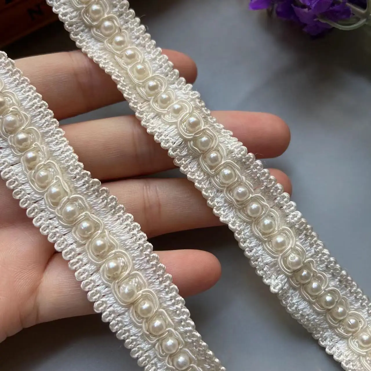 2 Yard 2 cm Width Ivory Pearl Beaded Lace Trim Ribbon Fabric Nylon Embroidered Handmade DIY Garment Sewing Craft Decoration New
2 Yard 2 cm Width Ivory Pearl Beaded Lace Trim Ribbon Fabric Nylon Embroidered Handmade DIY Garment Sewing Craft Decoration New
