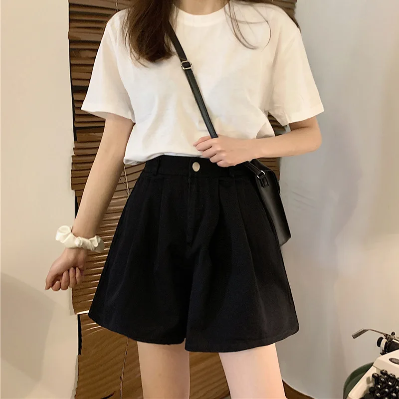 Fat Plus Size Casual Shorts For Women's Summer New High Waist Slimming Loose Fit Versatile Wide Leg Pants
Fat Plus Size Casual Shorts For Women's Summer New High Waist Slimming Loose Fit Versatile Wide Leg Pants