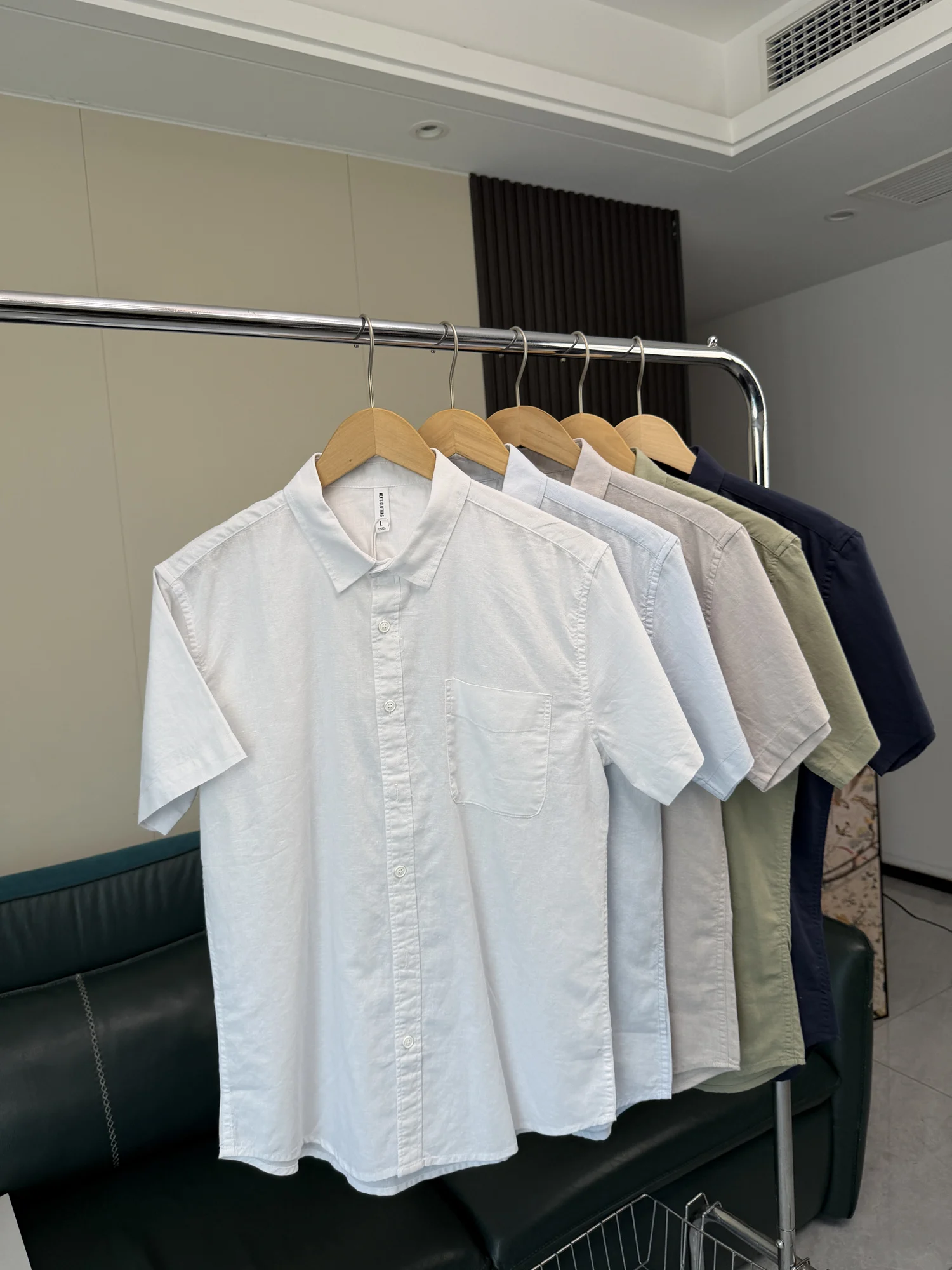 Wearable Affordable Linen Blend Men's Summer Casual Cotton Linen Short Sleeve Shirt Breathable Comfortable Fashion Urban Style
Wearable Affordable Linen Blend Men's Summer Casual Cotton Linen Short Sleeve Shirt Breathable Comfortable Fashion Urban Style