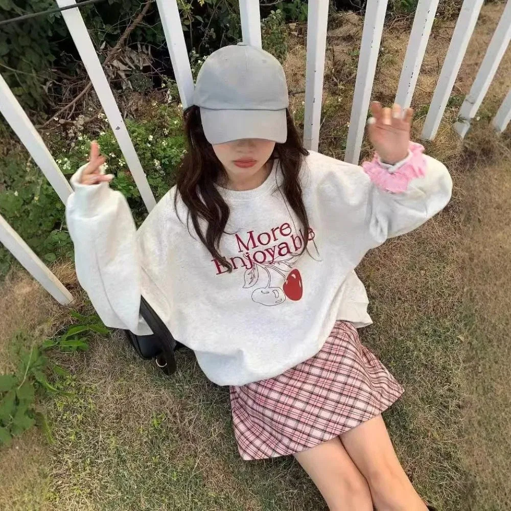 Printed Long Sleeve Fleece Top Sweet Cherry Korean Ins Autumn Hoodie Top Loose Girls Clothing Sweatshirts for Women Streetwear
Printed Long Sleeve Fleece Top Sweet Cherry Korean Ins Autumn Hoodie Top Loose Girls Clothing Sweatshirts for Women Streetwear
