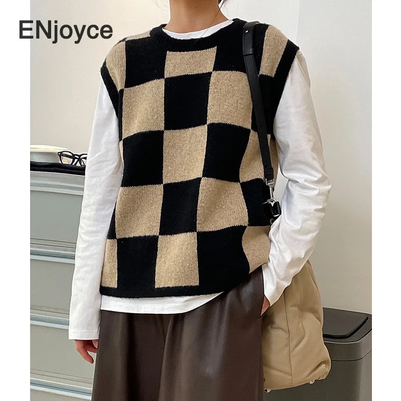 ENjoyce Women Vintage Plaid Knitted Vest y2k Streetwear Korean Fashion Sleeveless Sweaters Pullovers Knitwear Spring Fall
ENjoyce Women Vintage Plaid Knitted Vest y2k Streetwear Korean Fashion Sleeveless Sweaters Pullovers Knitwear Spring Fall