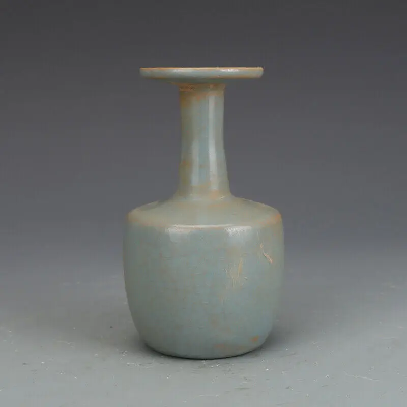 4.9" China Jingdezhen Song Ruyao Porcelain Lavender Grey Glaze Vase
4.9" China Jingdezhen Song Ruyao Porcelain Lavender Grey Glaze Vase