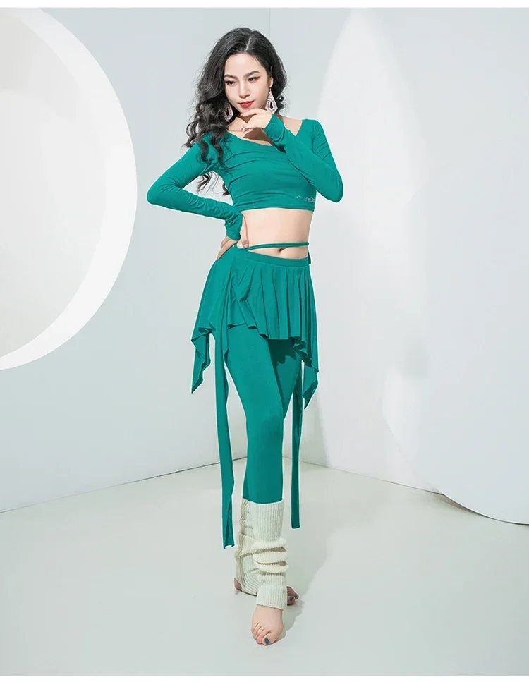 New Belly Dance Clothing Autumn and Winter Modal Top+Step on Foot Trouser Set Oriental Dance Training Clothes
New Belly Dance Clothing Autumn and Winter Modal Top+Step on Foot Trouser Set Oriental Dance Training Clothes