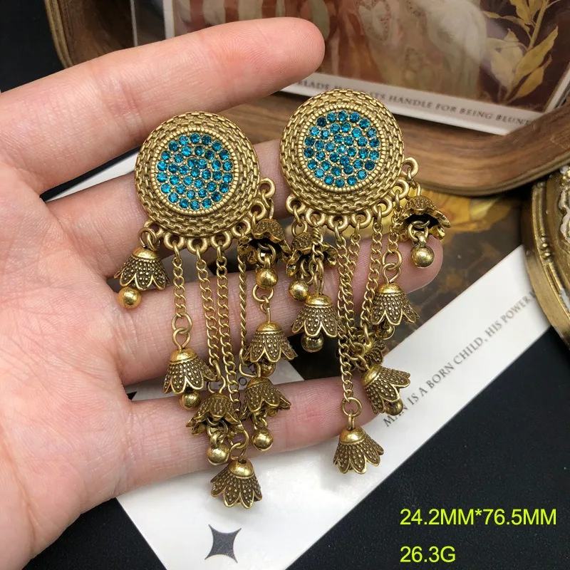 Medieval Earrings, Old Gold Bell Pendant with Diamonds, Shoulder Length, Short Fringed Earrings, Versatile Earrings.
Medieval Earrings, Old Gold Bell Pendant with Diamonds, Shoulder Length, Short Fringed Earrings, Versatile Earrings.