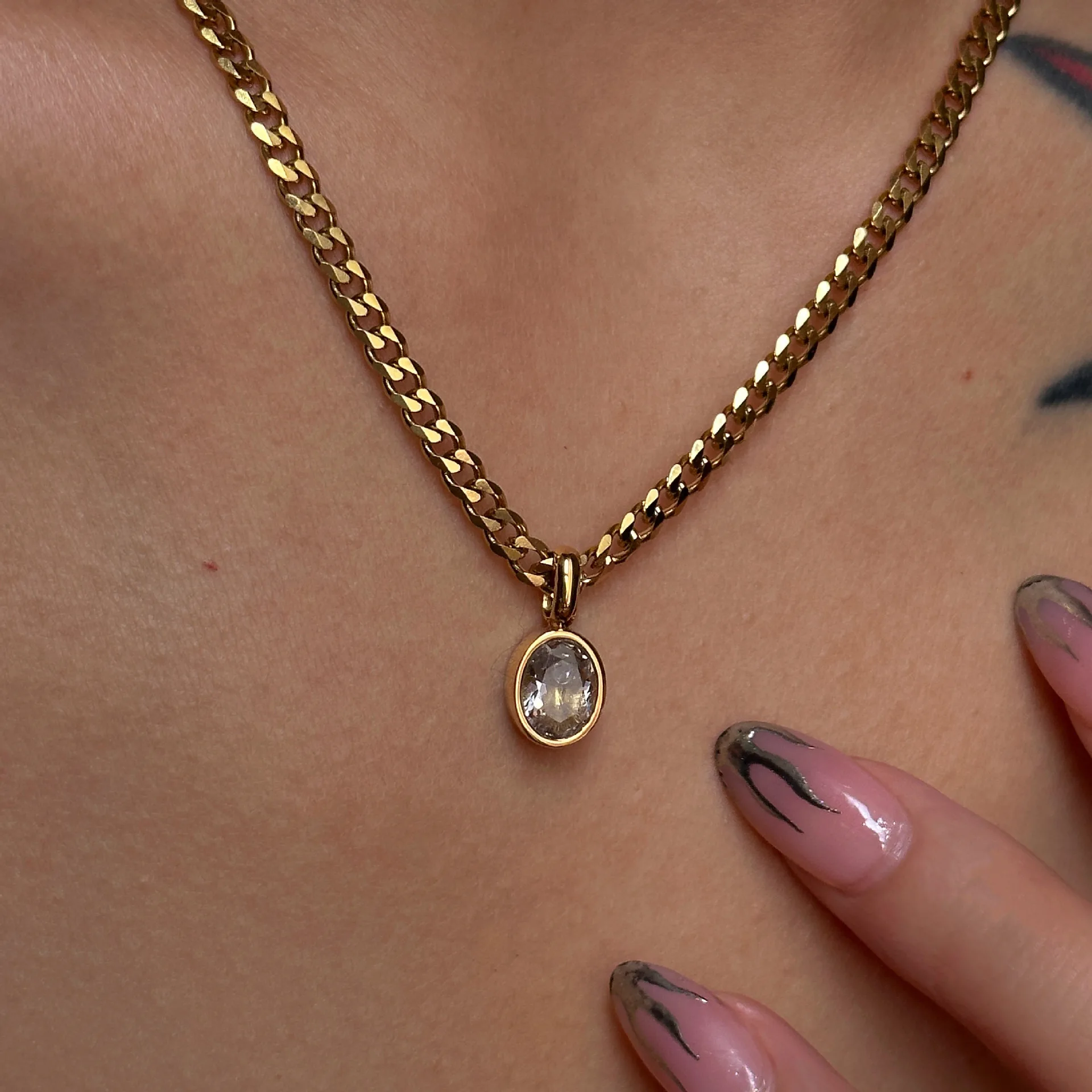 Miranda Stainless Steel Golden Chain Link Heart Bling Zirconia Pendant Necklace 18K PVD Plated Waterproof Fashion Jewelry Unisex
Miranda Stainless Steel Golden Chain Link Heart Bling Zirconia Pendant Necklace 18K PVD Plated Waterproof Fashion Jewelry Unisex
