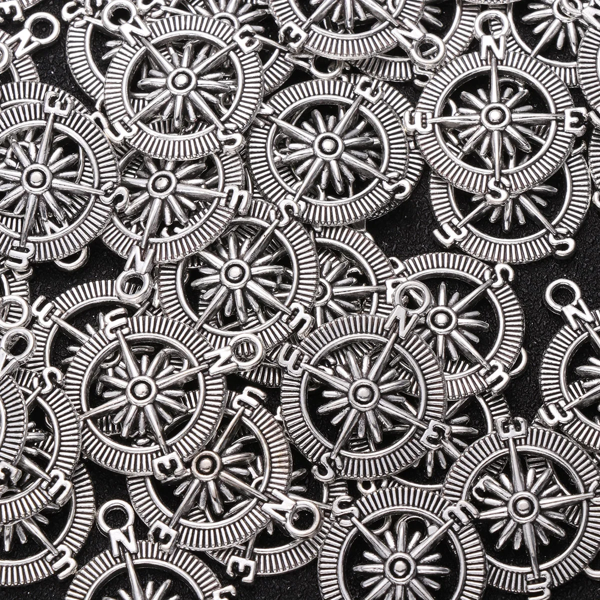 50 Pcs Graduation Accessories Compass Shaped Alloy Charms Silver Polished Pendant Diy Jewelry Pendants For Necklace Bracelet
50 Pcs Graduation Accessories Compass Shaped Alloy Charms Silver Polished Pendant Diy Jewelry Pendants For Necklace Bracelet