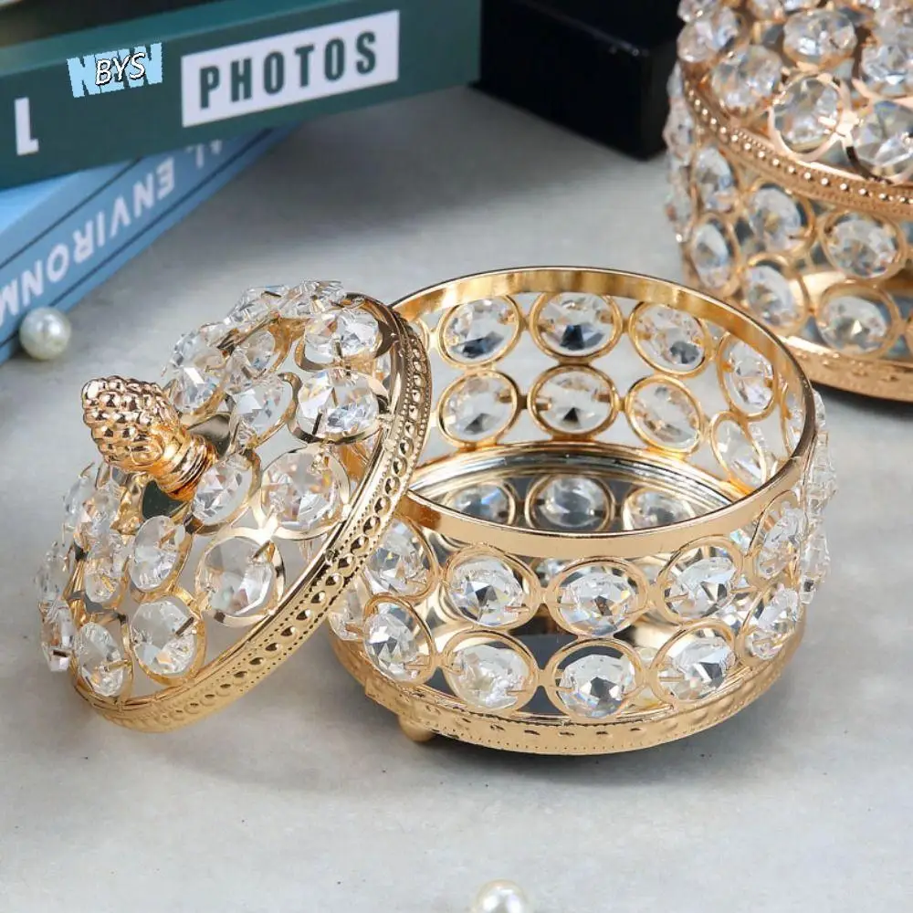 Portable Luxury Crystal Jewelry Box Sparkling Glass Mirrored Necklace Ring Display Case Handheld Round Earring Organizer Desk
Portable Luxury Crystal Jewelry Box Sparkling Glass Mirrored Necklace Ring Display Case Handheld Round Earring Organizer Desk