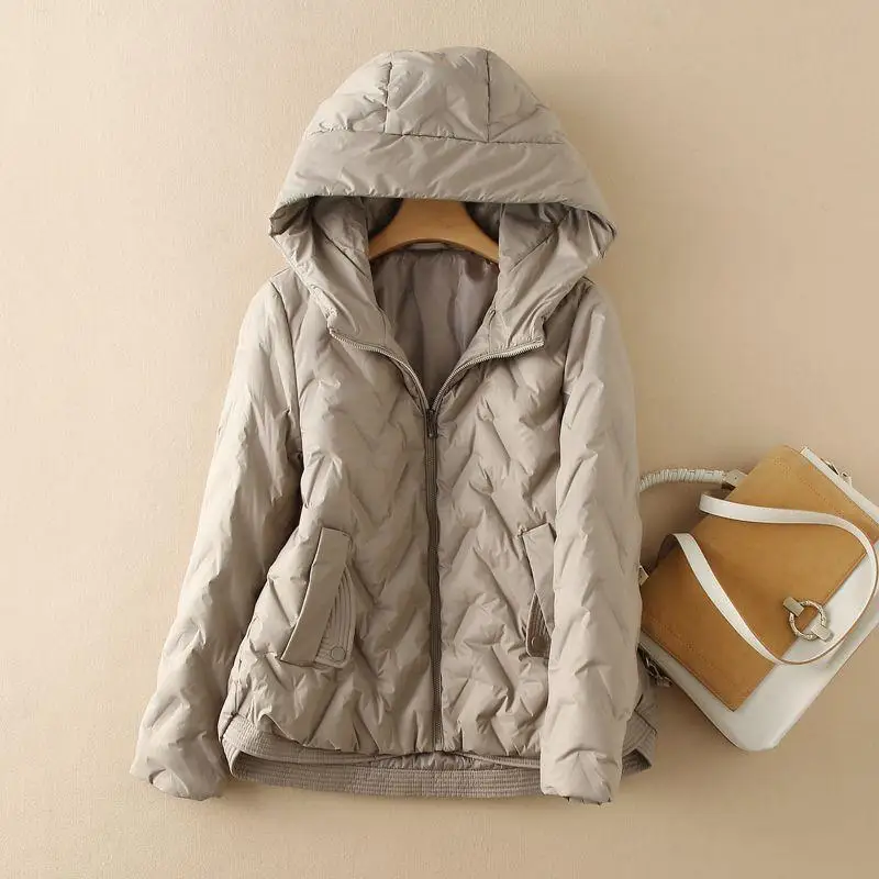 Новая женская утепленная куртка с капюшоном из полиэфирного волокна, приталенная, с проклеенными швами, для зимы
Новая женская утепленная куртка с капюшоном из полиэфирного волокна, приталенная, с проклеенными швами, для зимы