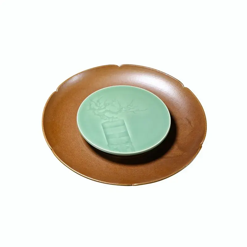 Chinese tea set Qingmei pot bearing high-end tea set supplies Kung fu tea ceremony accessories dry bubble
Chinese tea set Qingmei pot bearing high-end tea set supplies Kung fu tea ceremony accessories dry bubble