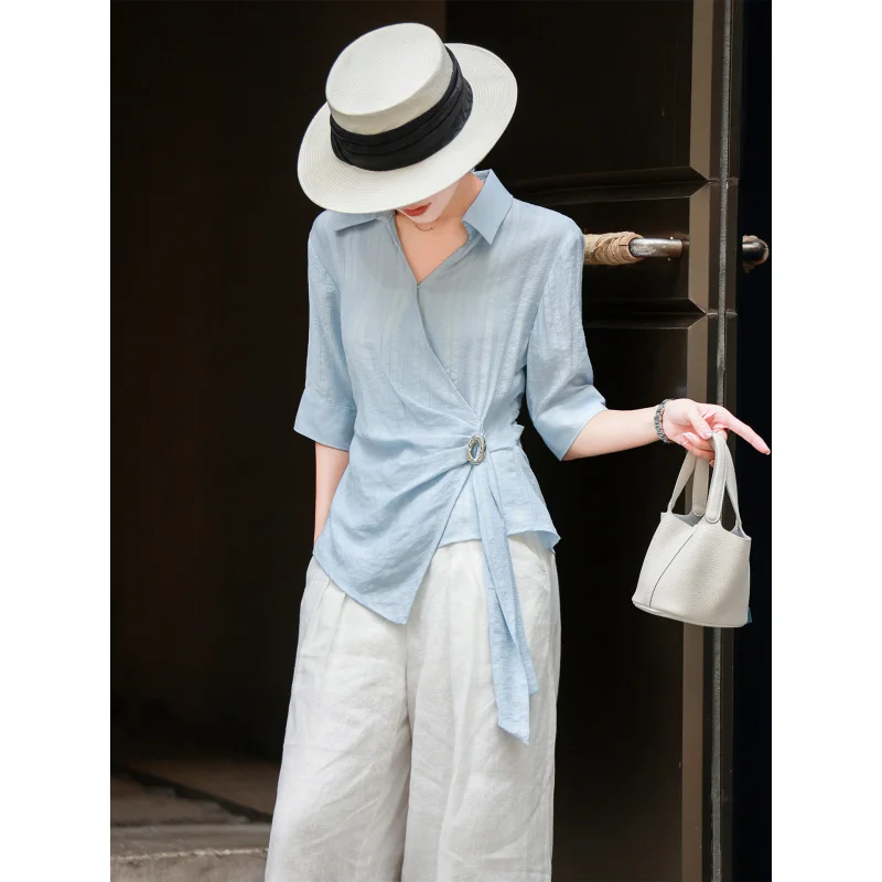 MEXCOCO 2026Summer new stylish commuter design tie-waist top versatile striped shirt
MEXCOCO 2026Summer new stylish commuter design tie-waist top versatile striped shirt