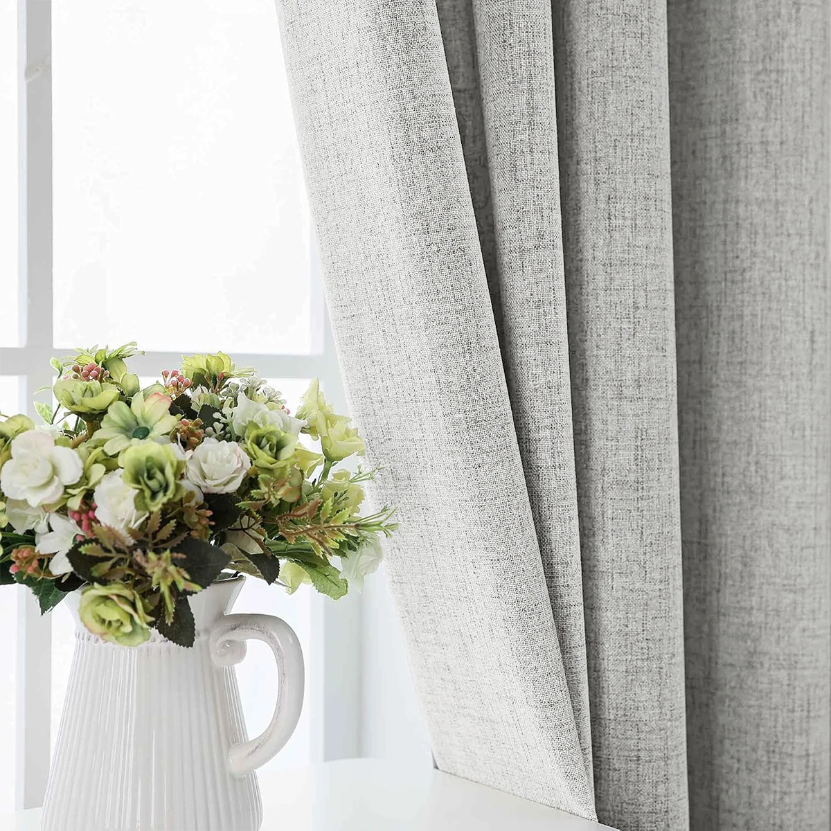 2PC plain linen solid color 100% blackout curtain, comes with curtain straps, suitable for decorating living room and bedroom
2PC plain linen solid color 100% blackout curtain, comes with curtain straps, suitable for decorating living room and bedroom