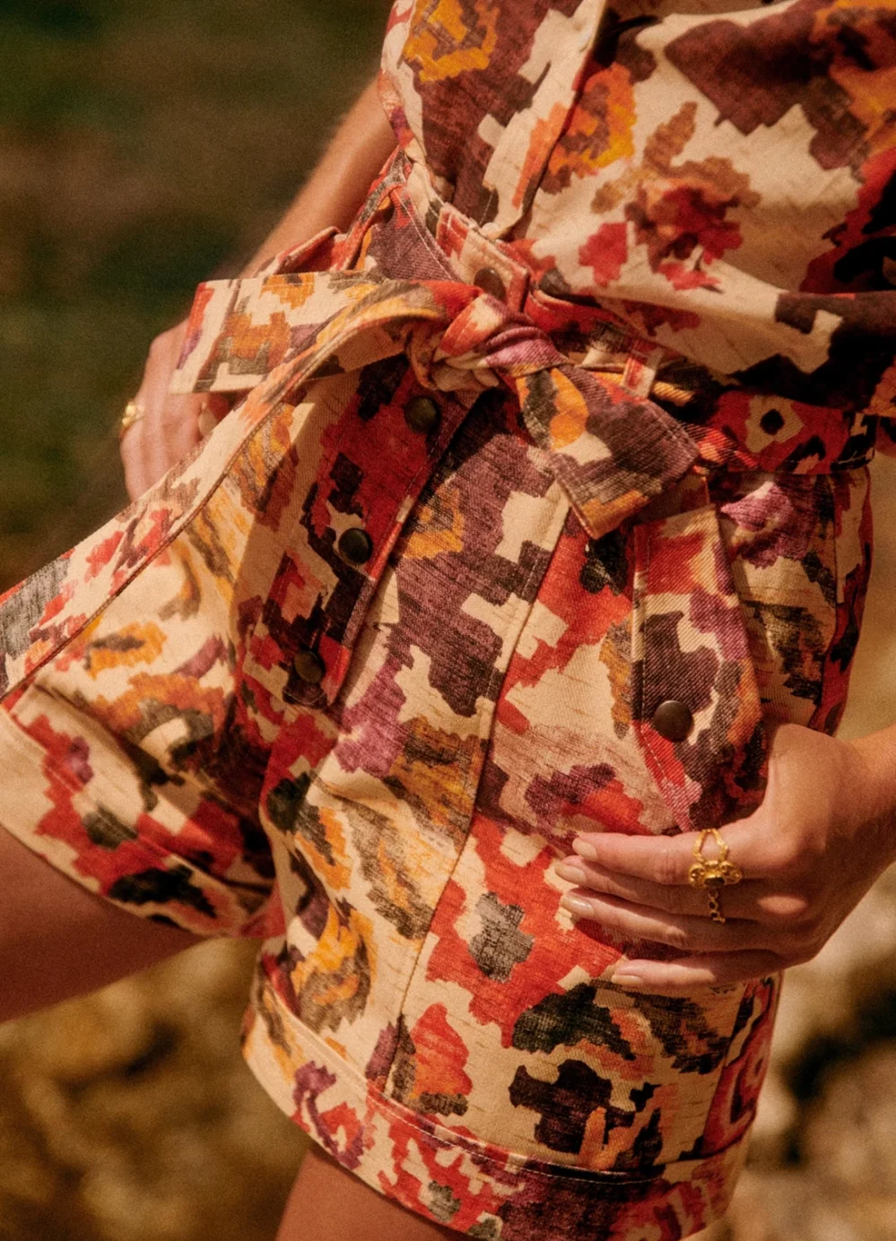 French Contrasting Print High Waisted Shorts for Women Lace Up Ladies Short Pants or Shirts Can Be Paired with A Set 2023 New
French Contrasting Print High Waisted Shorts for Women Lace Up Ladies Short Pants or Shirts Can Be Paired with A Set 2023 New