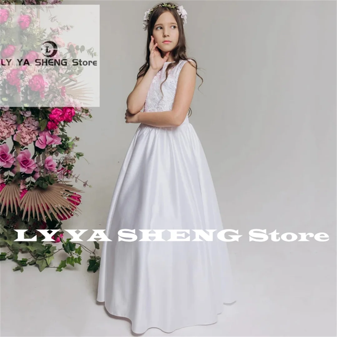 White Flower Girl Dresses Satin Flory Appliques Sleeveless For Wedding Birthday Party Holy Communion Banquet Princess Gown
White Flower Girl Dresses Satin Flory Appliques Sleeveless For Wedding Birthday Party Holy Communion Banquet Princess Gown