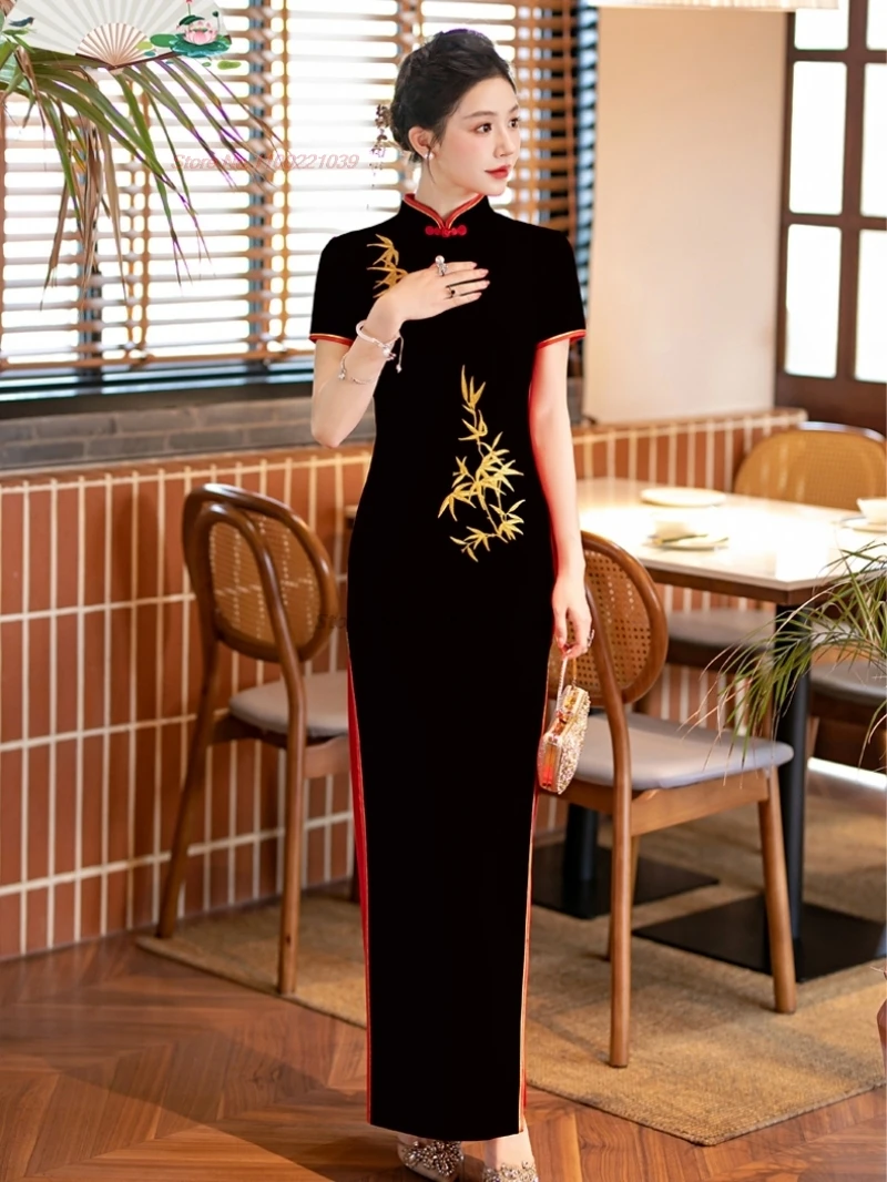 Китайское платье для выступлений 2025 года, улучшенное Cheongsam, ретро, бамбуковая вышивка, Ципао, платье для выступления на сцене, банкетное вечернее платье
Китайское платье для выступлений 2025 года, улучшенное Cheongsam, ретро, бамбуковая вышивка, Ципао, платье для выступления на сцене, банкетное вечернее платье