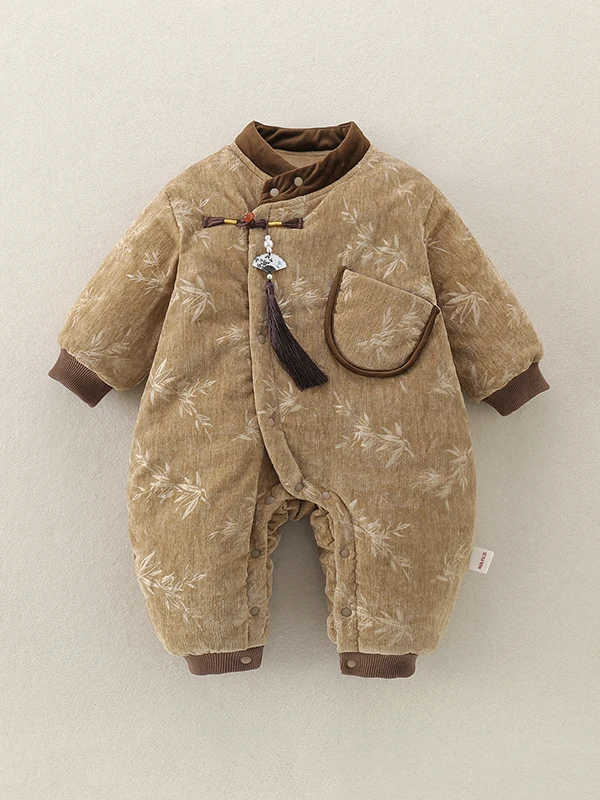 Детская зимняя одежда, хлопковая одежда Rer для мальчиков, 00-дневная традиционная китайская одежда для скалолазания на открытом воздухе, модный тренд
Детская зимняя одежда, хлопковая одежда Rer для мальчиков, 00-дневная традиционная китайская одежда для скалолазания на открытом воздухе, модный тренд